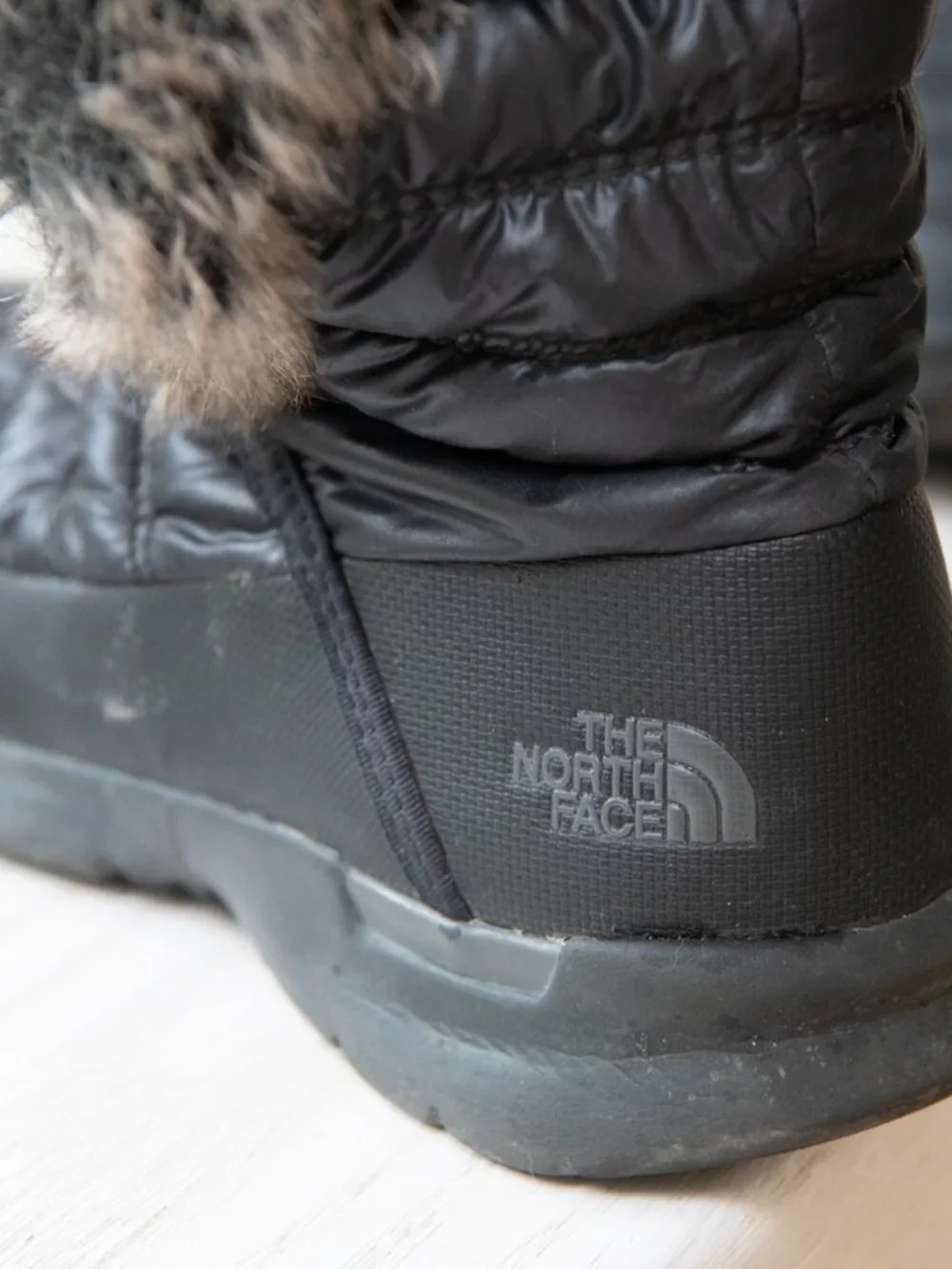 The North Face Women's Thermoball Microbaffle Bootie SZ 7